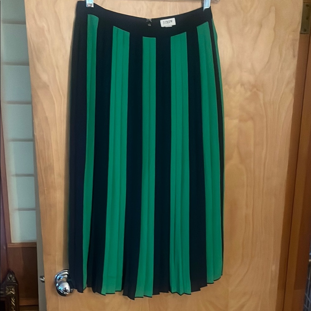 J Crew Kelly Green and Navy Pleated Skirt